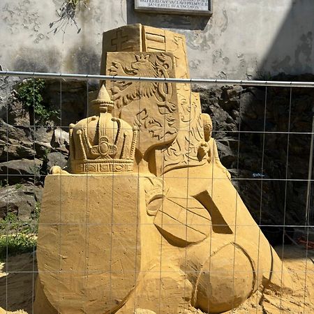 Hotel Bila Ruze Pisek  Bagian luar foto